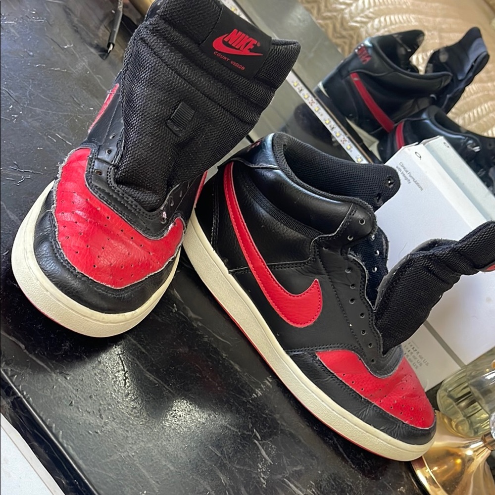 Nike Black and Red Sneakers High-Top Leather